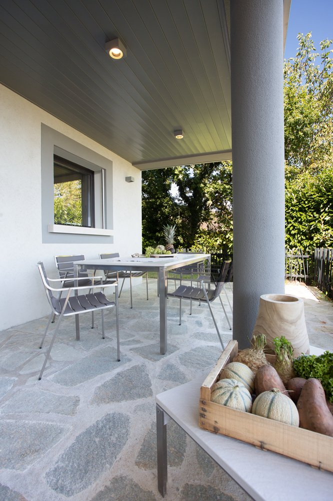 massimiliano-camoletto-architects-lakeside-chalet-4.jpg