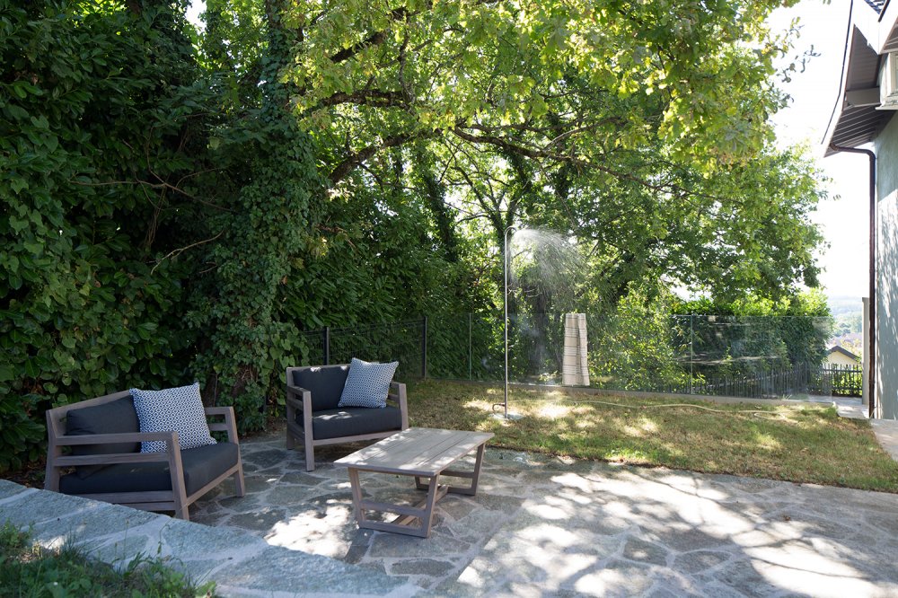 massimiliano-camoletto-architects-lakeside-chalet-7.jpg