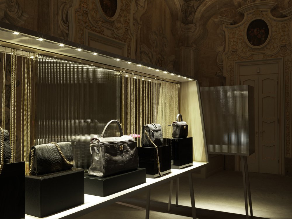 massimiliano-camoletto-architects-zagliani-showroom-13.jpg